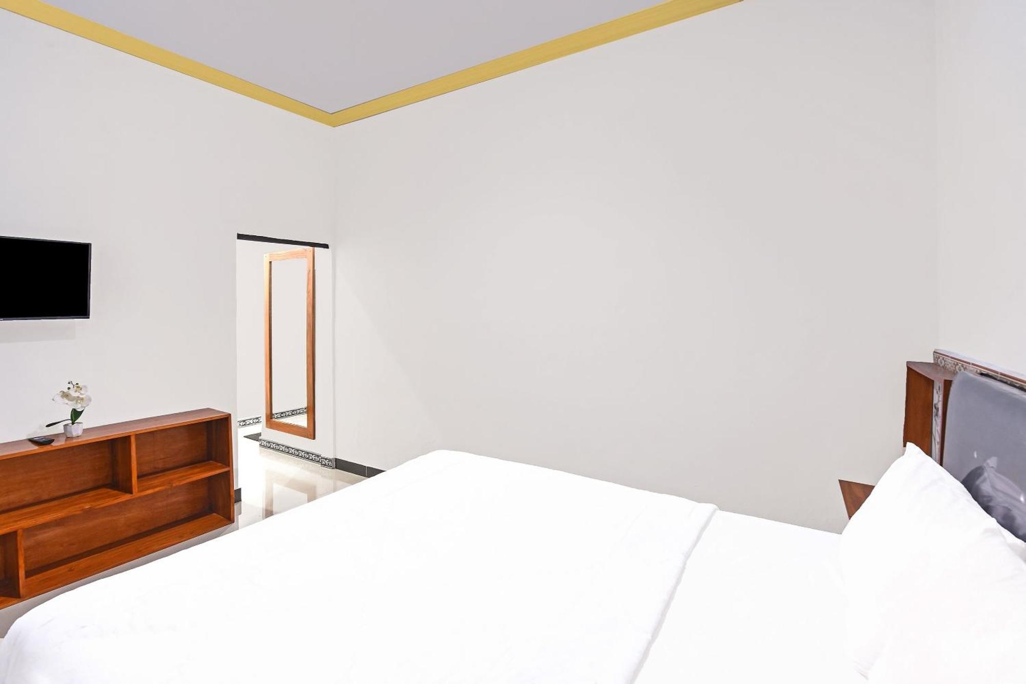 Oyo 91192 Homestay Antara Gilimanuk Εξωτερικό φωτογραφία