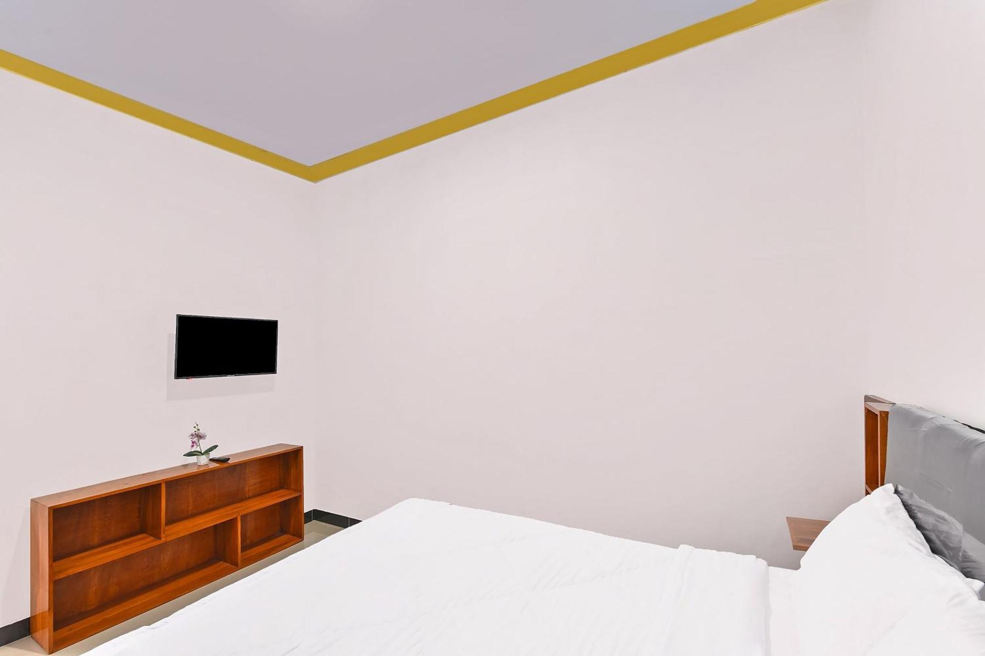 Oyo 91192 Homestay Antara Gilimanuk Εξωτερικό φωτογραφία