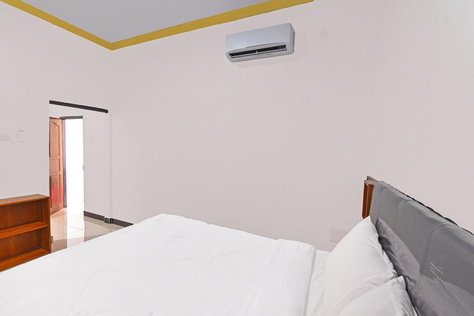 Oyo 91192 Homestay Antara Gilimanuk Εξωτερικό φωτογραφία