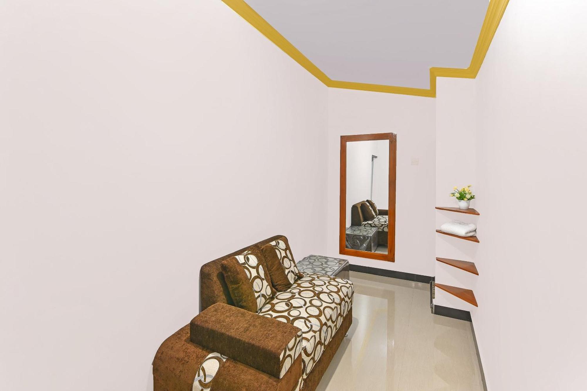 Oyo 91192 Homestay Antara Gilimanuk Εξωτερικό φωτογραφία