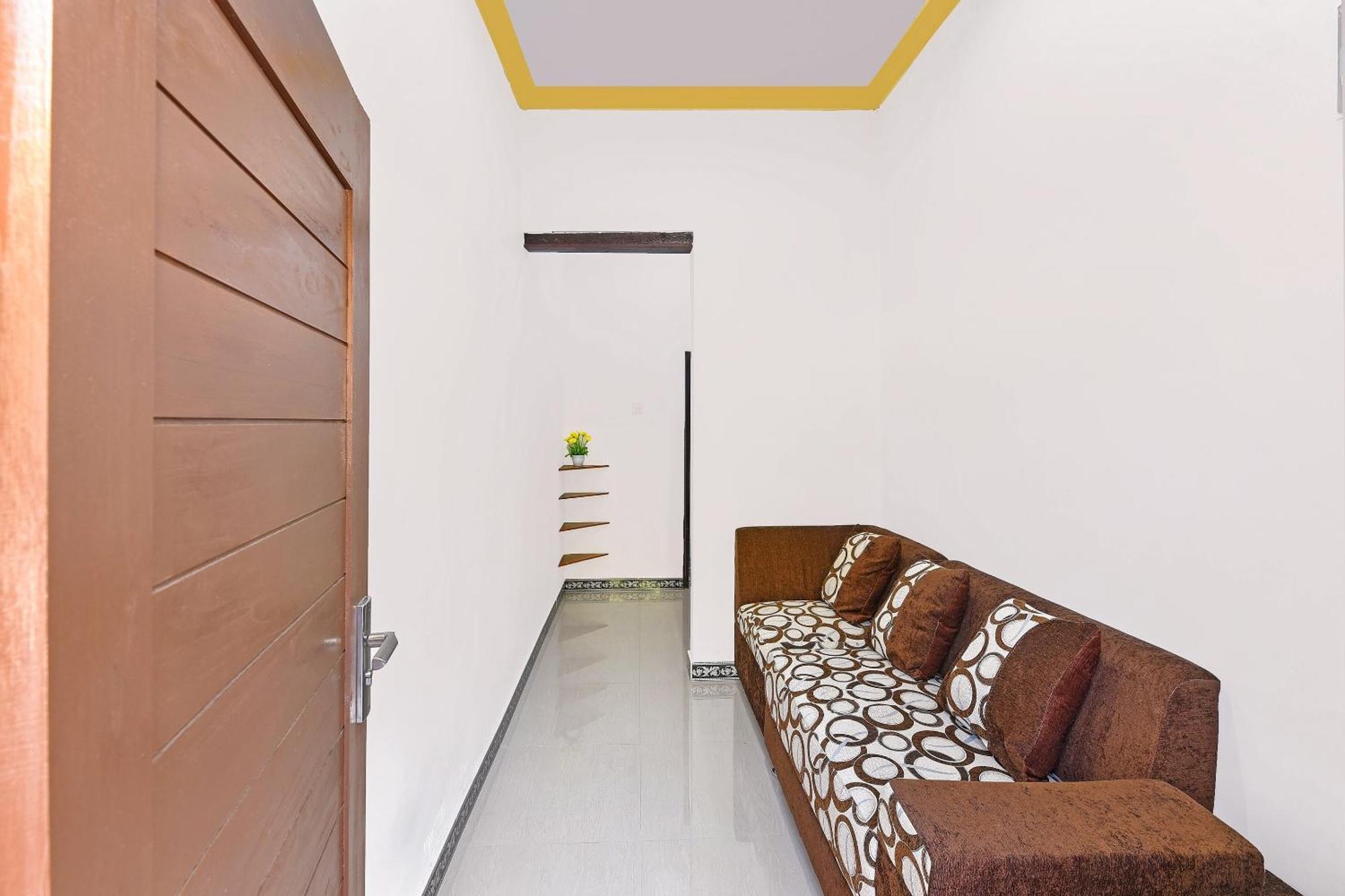 Oyo 91192 Homestay Antara Gilimanuk Εξωτερικό φωτογραφία
