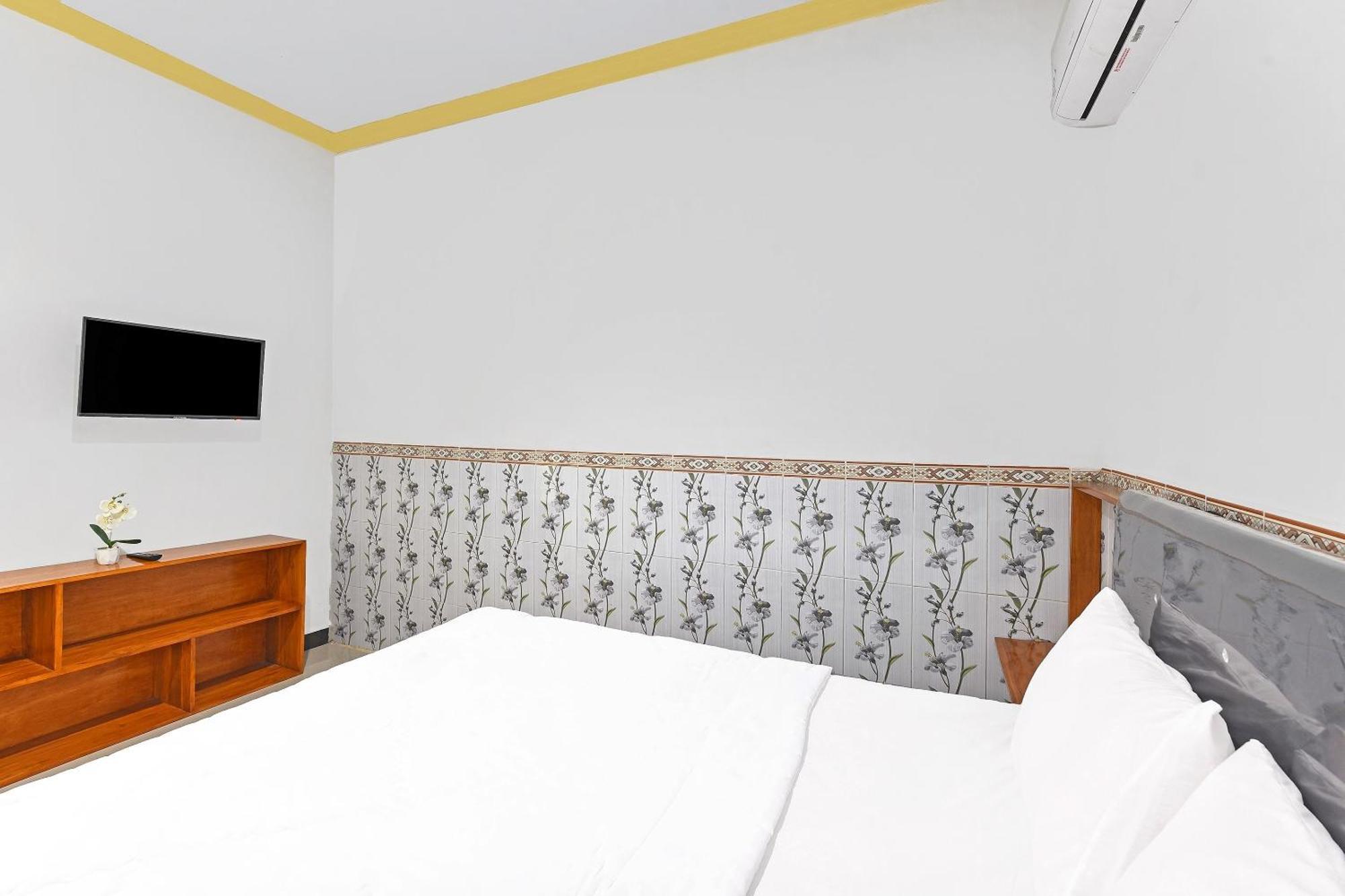 Oyo 91192 Homestay Antara Gilimanuk Εξωτερικό φωτογραφία