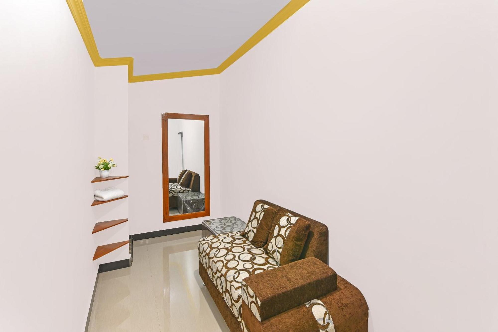 Oyo 91192 Homestay Antara Gilimanuk Εξωτερικό φωτογραφία