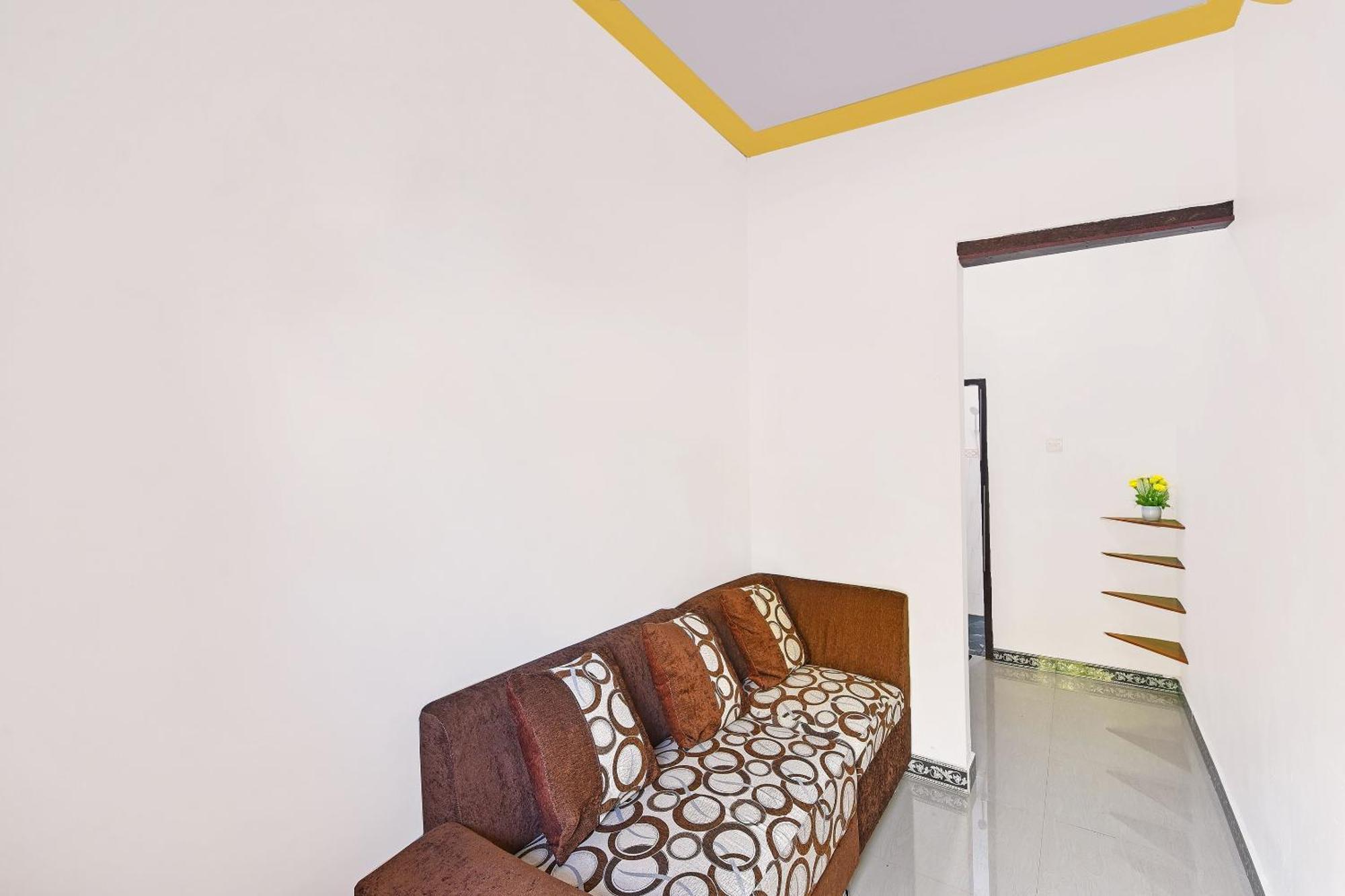Oyo 91192 Homestay Antara Gilimanuk Εξωτερικό φωτογραφία